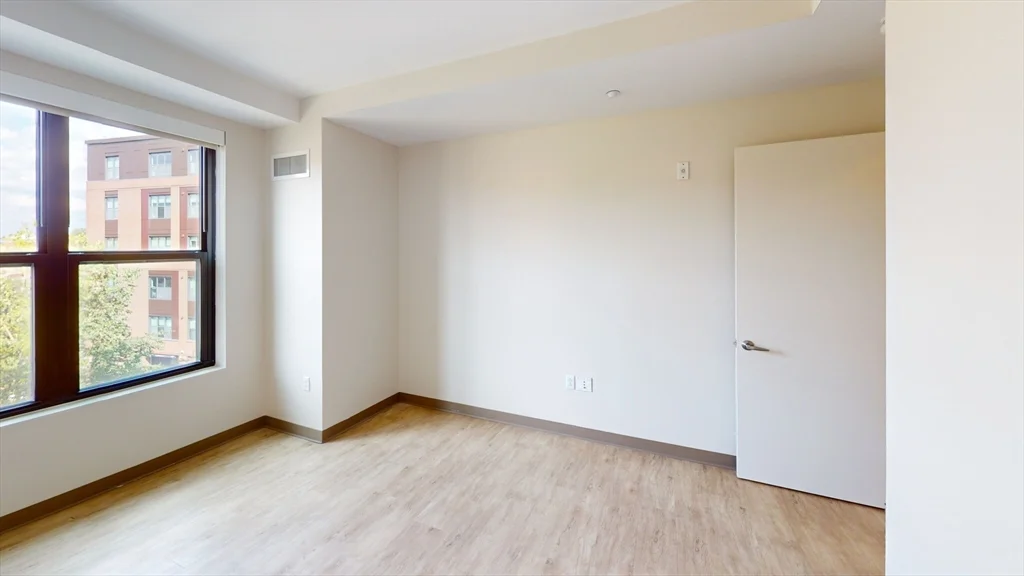 225 Centre, Jamaica Plain