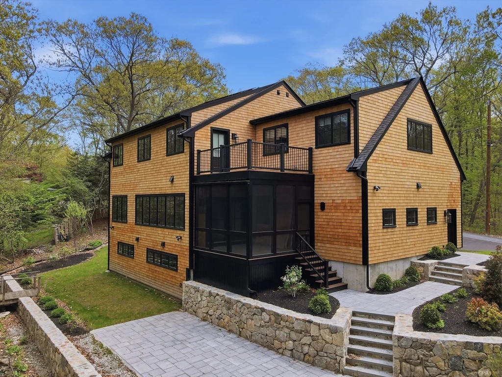 22 Kruger Rd, Hopkinton