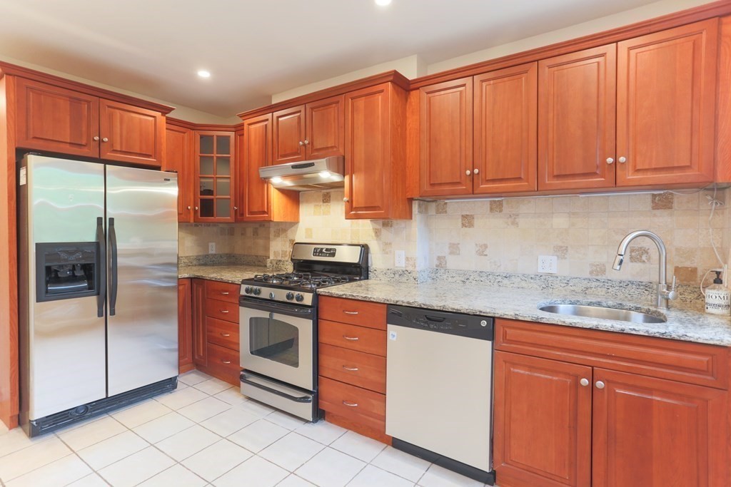 79 Jason St, Arlington