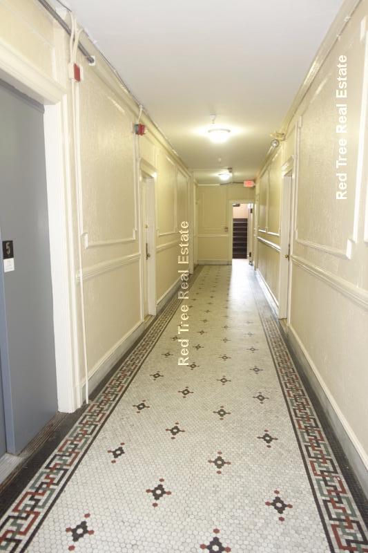 1810 Commonwealth Ave, Brighton