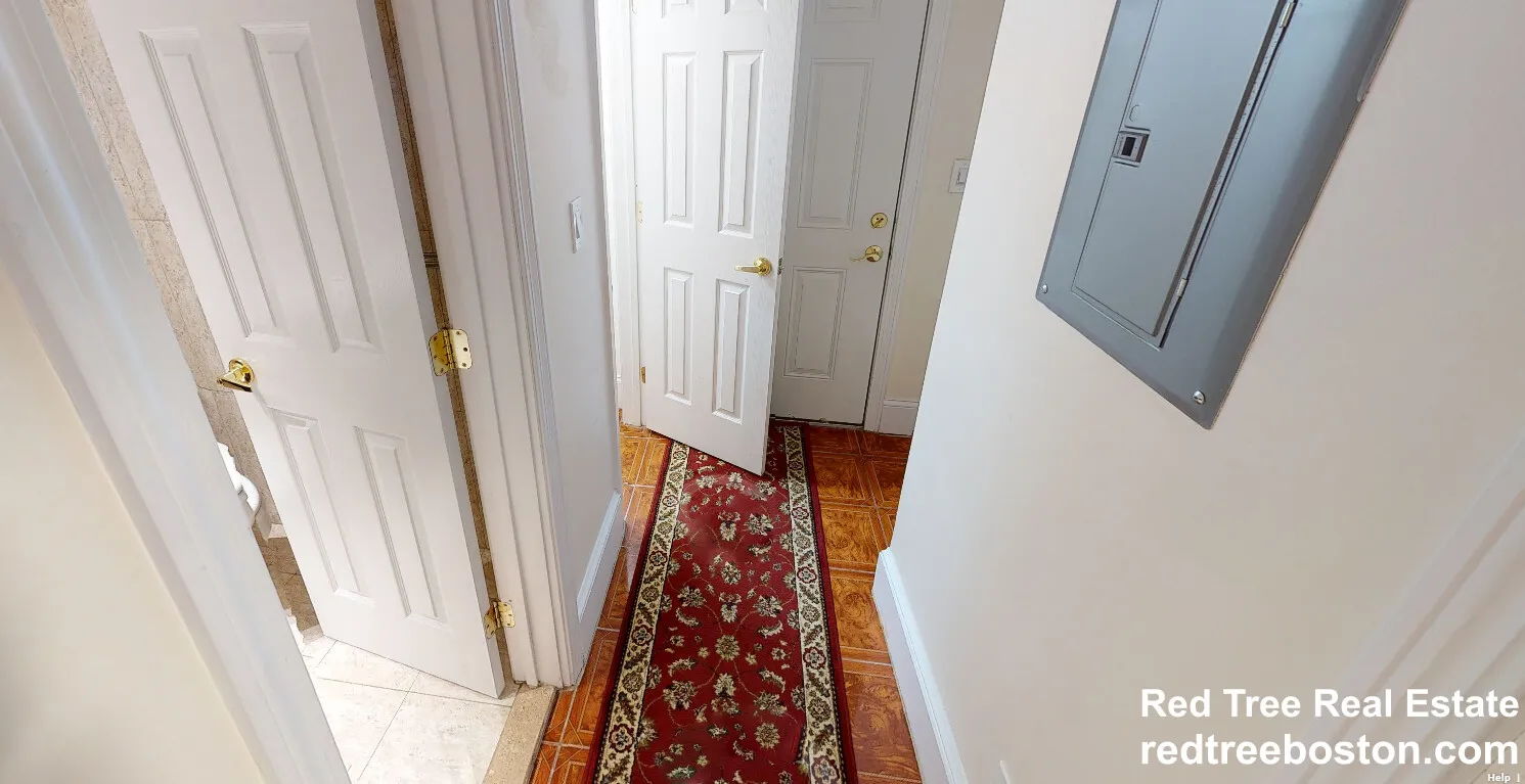 69 Babcock St, North Brookline