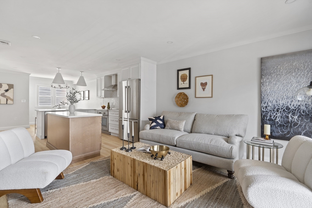 715 E 7th St, South Boston