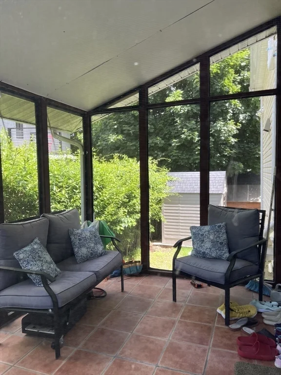 11 Garrison Rd, East Arlington