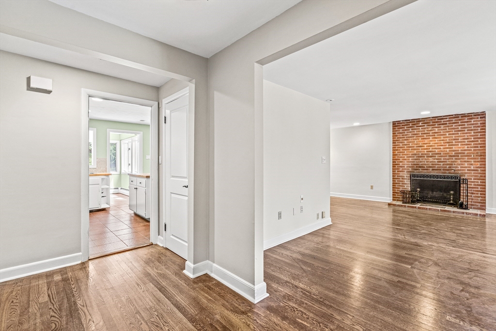 181 Moss Hill Rd, Jamaica Plain