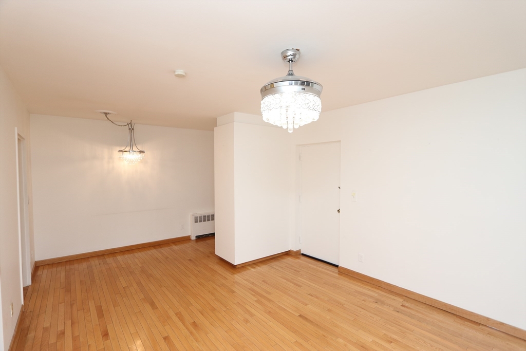 24 Juniper St, Brookline Village