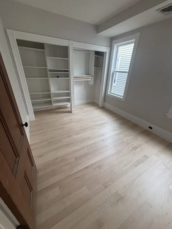 873 E 4th St, South Boston