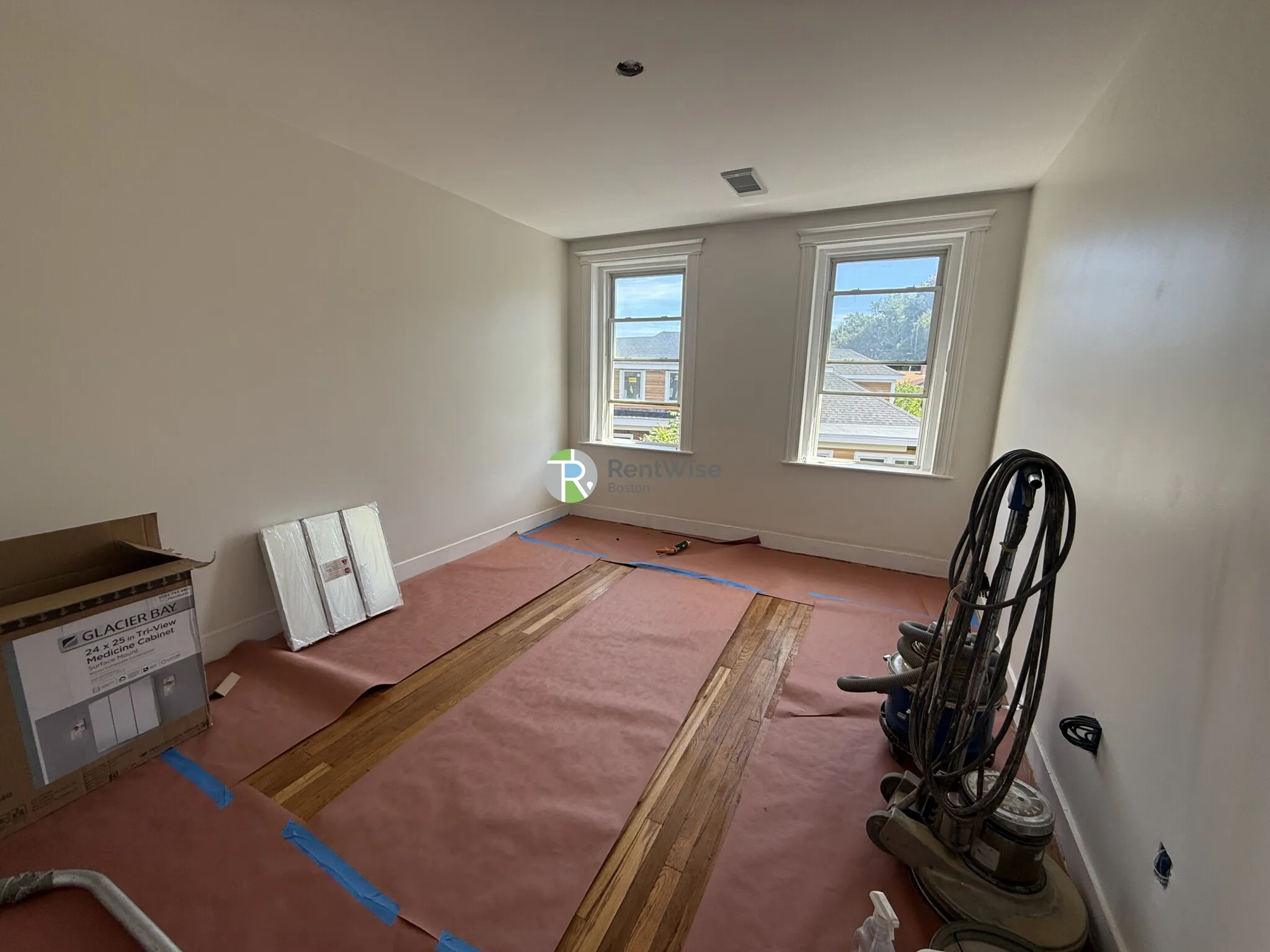 94 Brainerd Rd, Allston