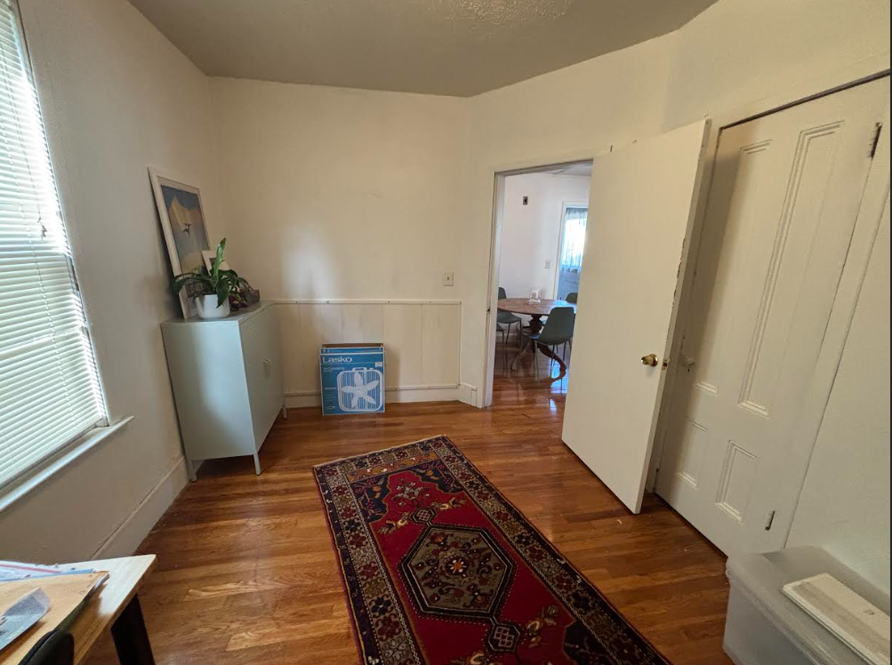 17 Pinckney St, East Somerville