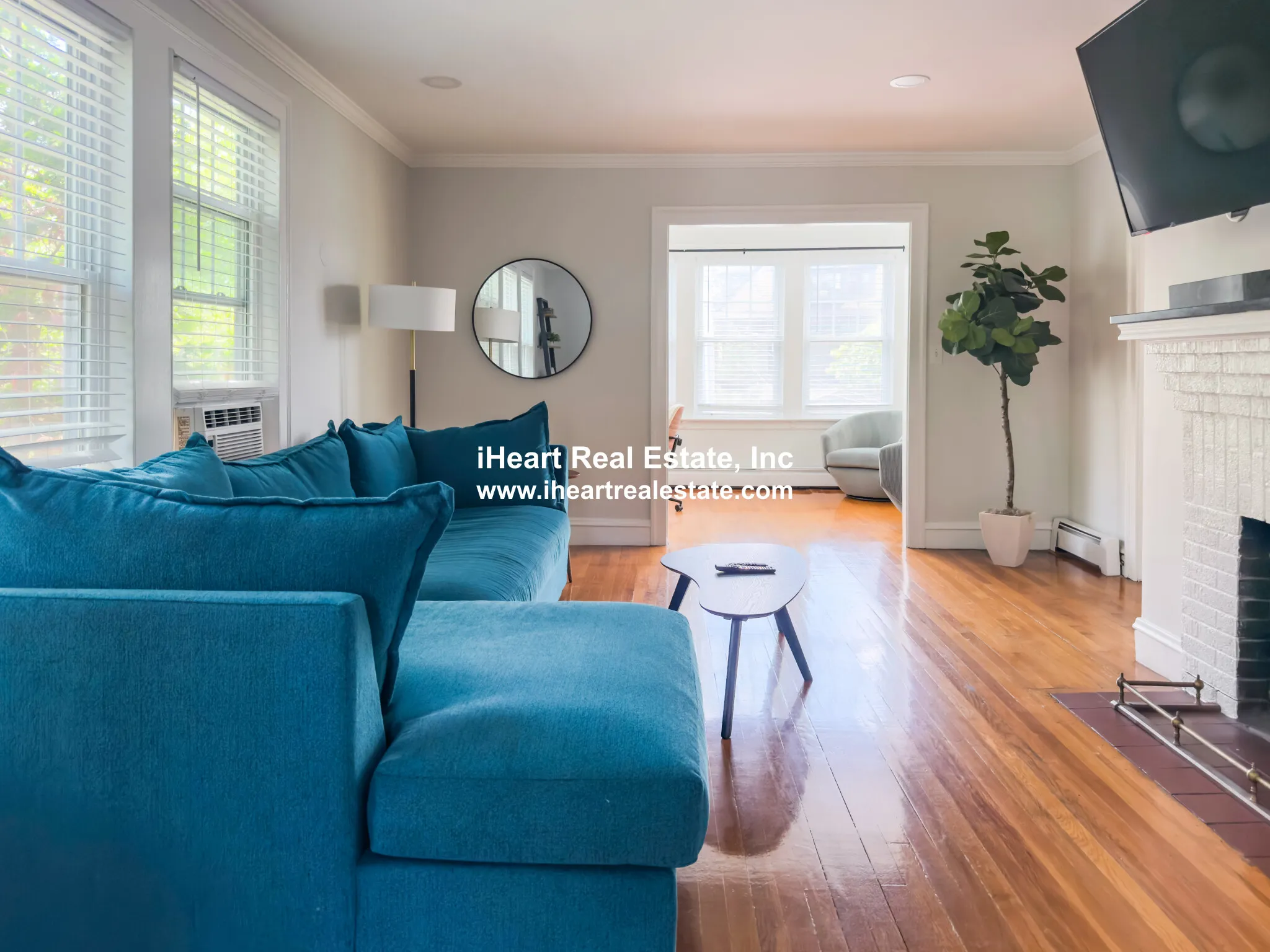 65-67 Saint James Circle, Hunnewell Hill