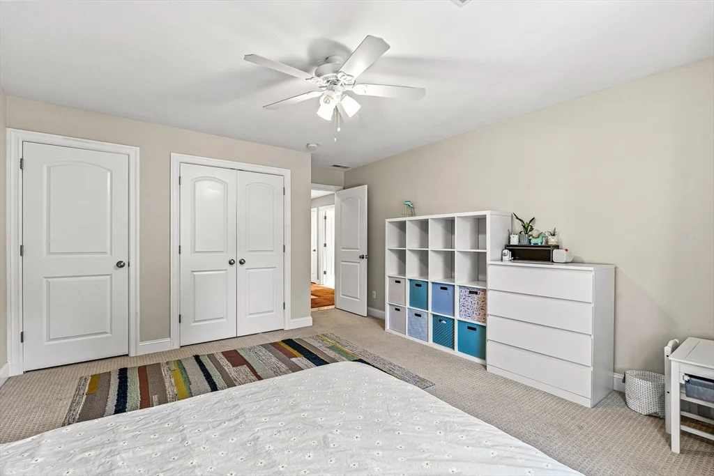 176 Washington St, Reading