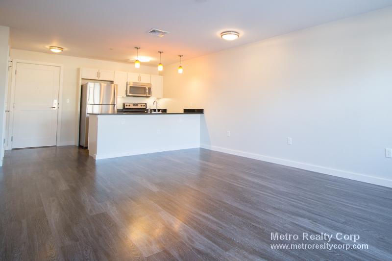 1 Whittemore Ave, North Cambridge