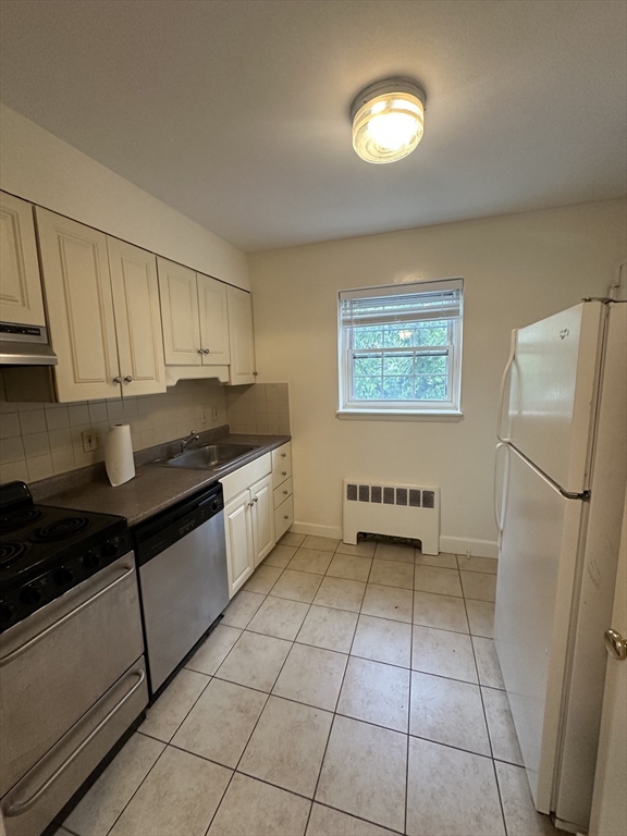 7 Charlesbank Rd, Newton