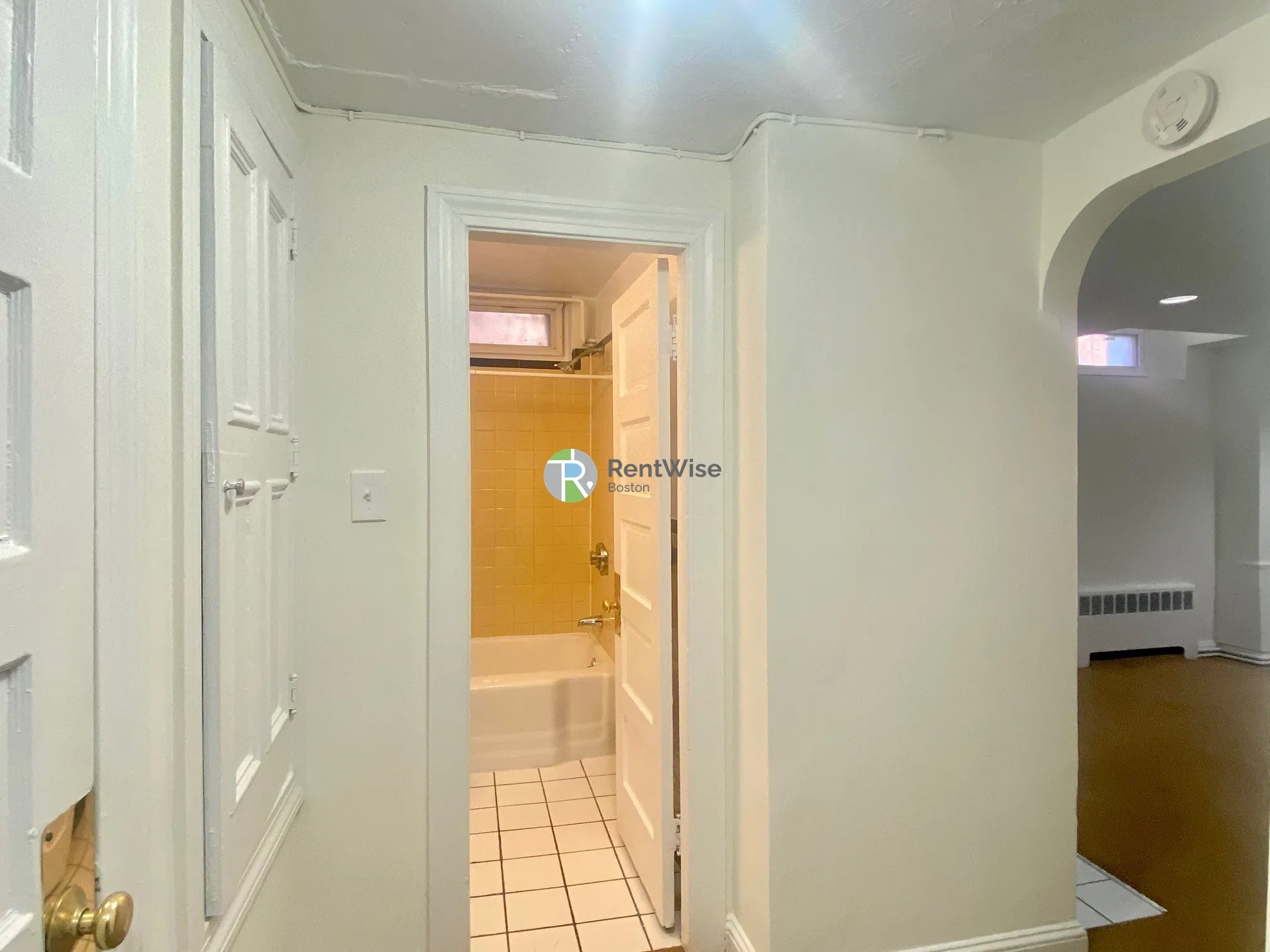 304 Berkeley St, Back Bay