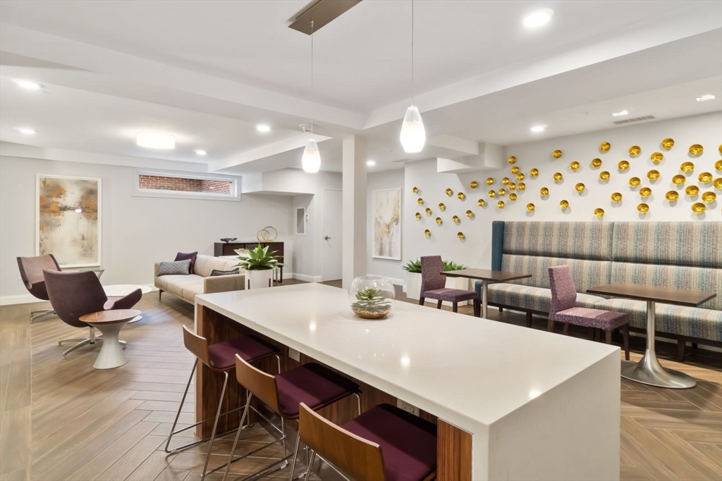 771 Harrison Ave, South End