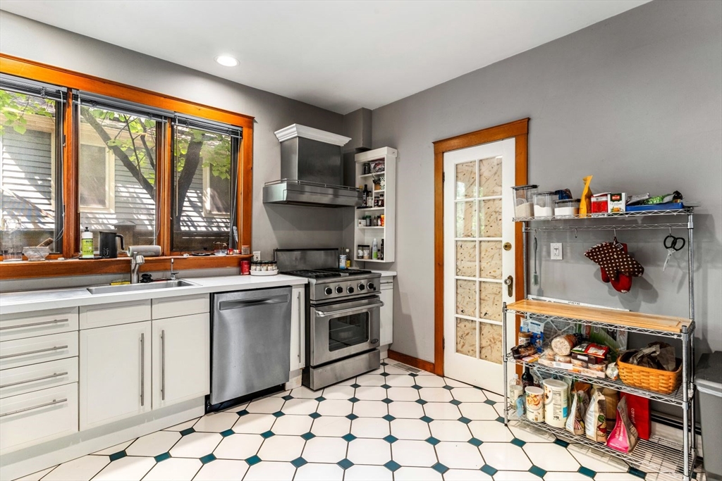 7 Flagg St, Harvard Square