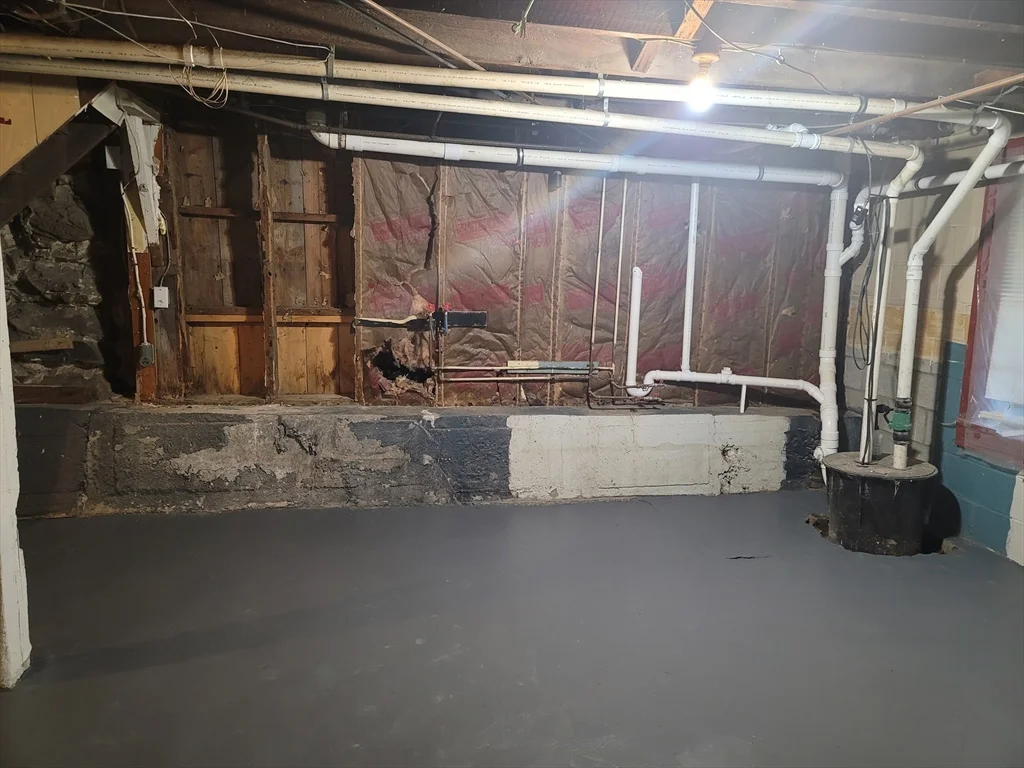 45 Main St, Charlton