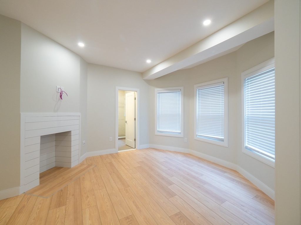 20 Winslow Rd, Coolidge Corner