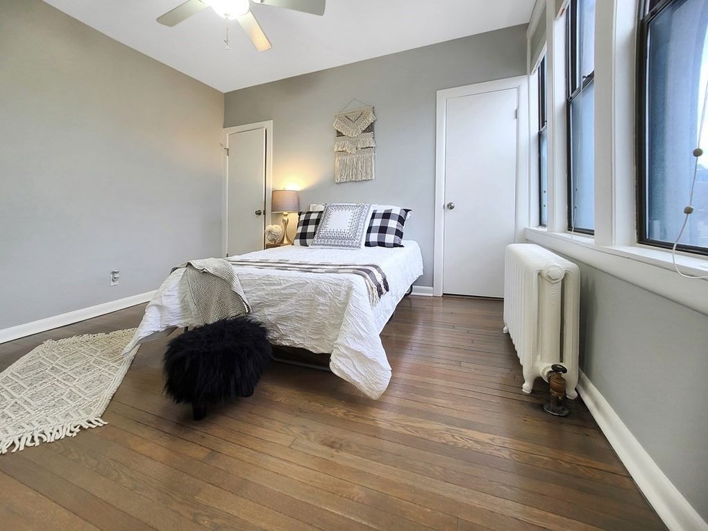 26 Commonwealth Ter, Brighton