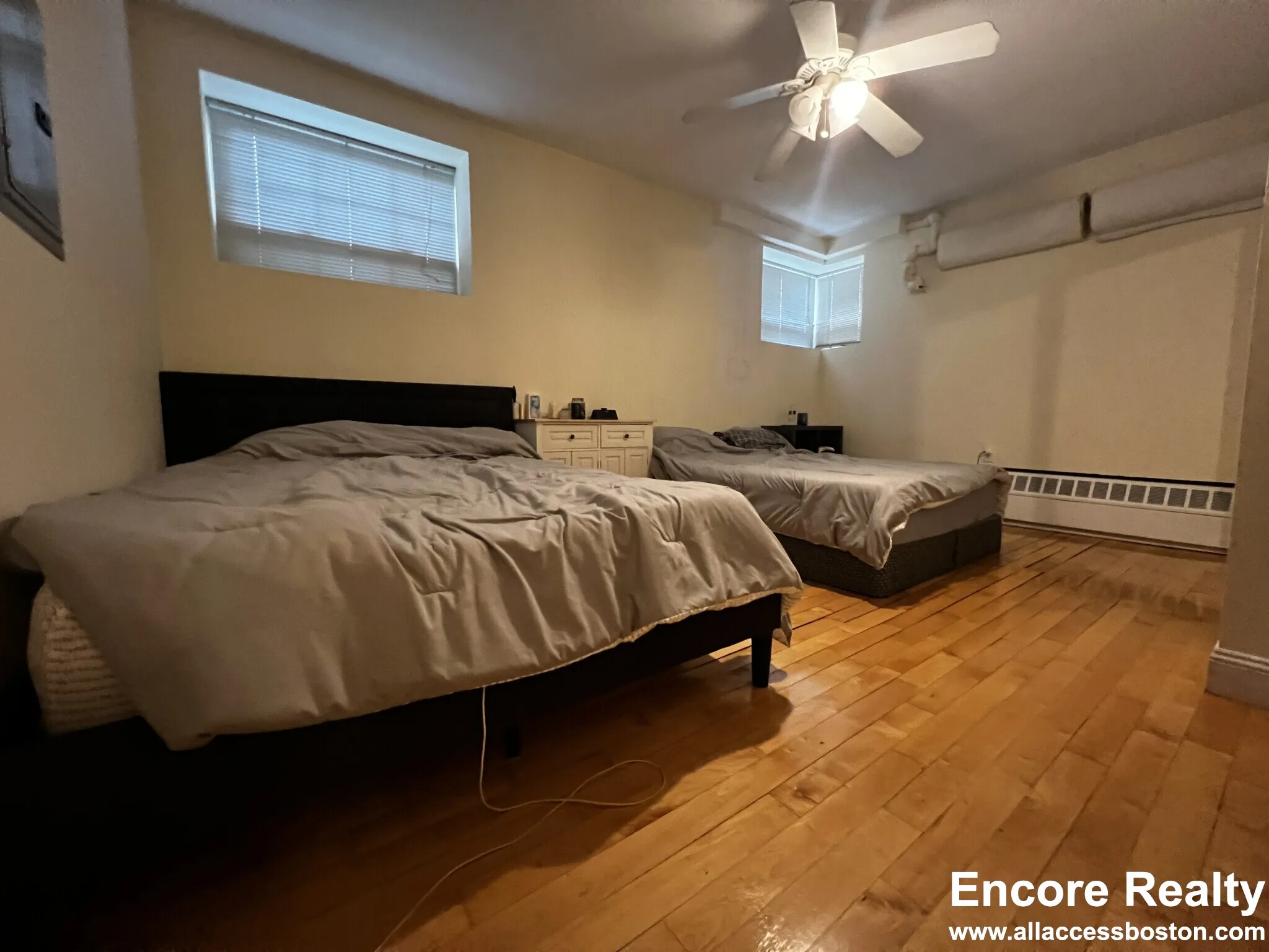 1555 Beacon St, Brookline