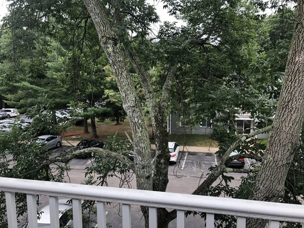 9 Post Oak Ln, Natick