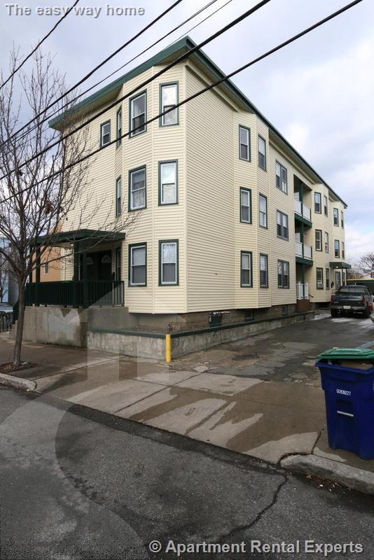 109 Perkins St, Sullivan Square