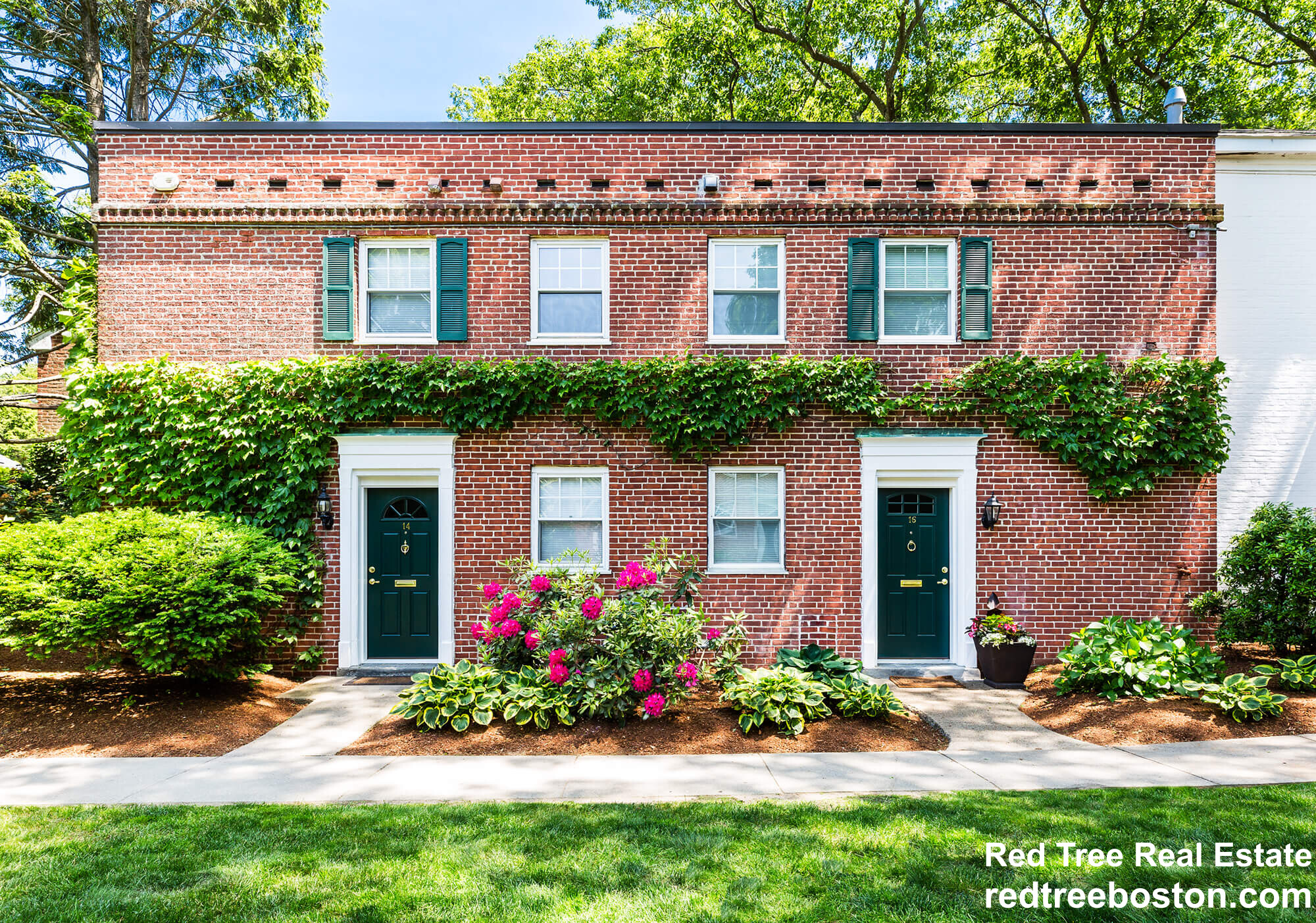 37 Sherman Rd, Chestnut Hill