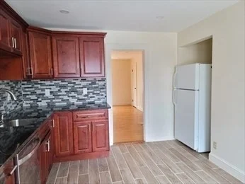 110 Clay St, Wollaston