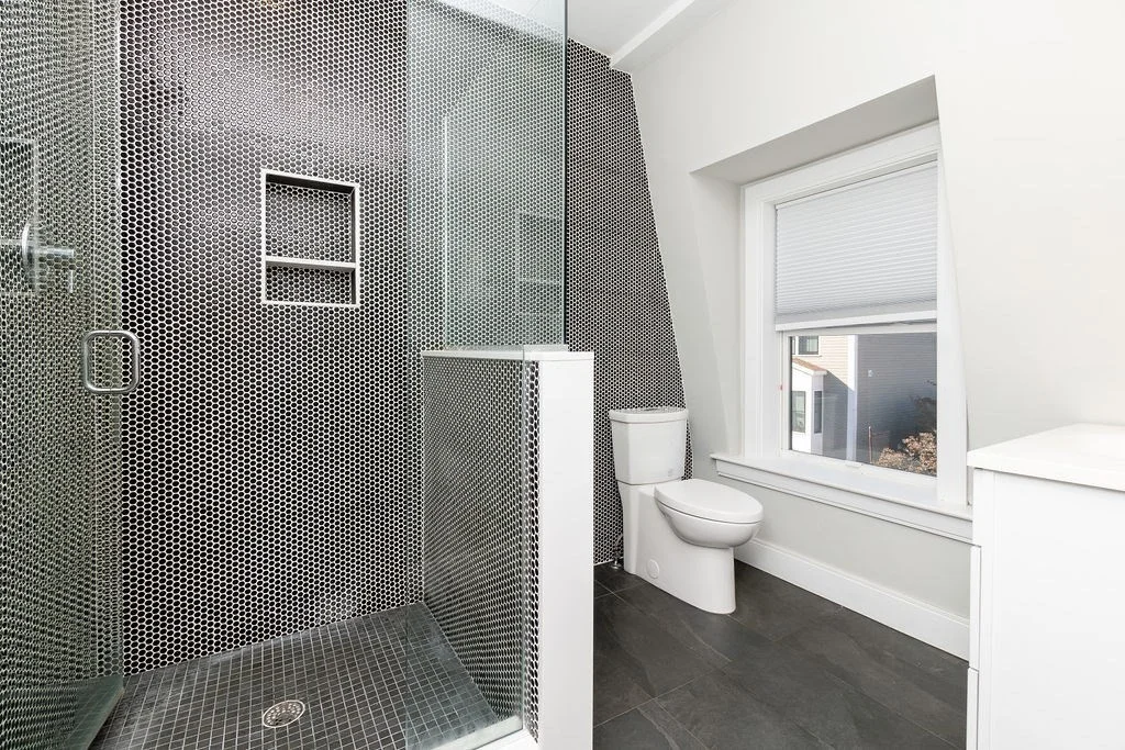 53 Lexington St, East Boston