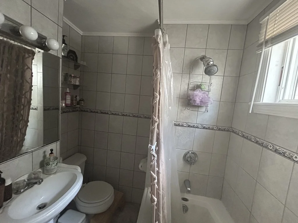 72 Moreland St, Somerville