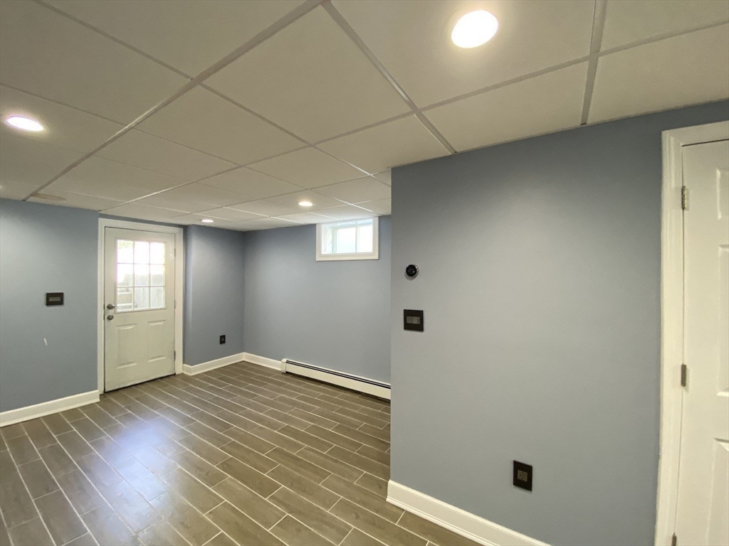 31 Helen St, Waltham