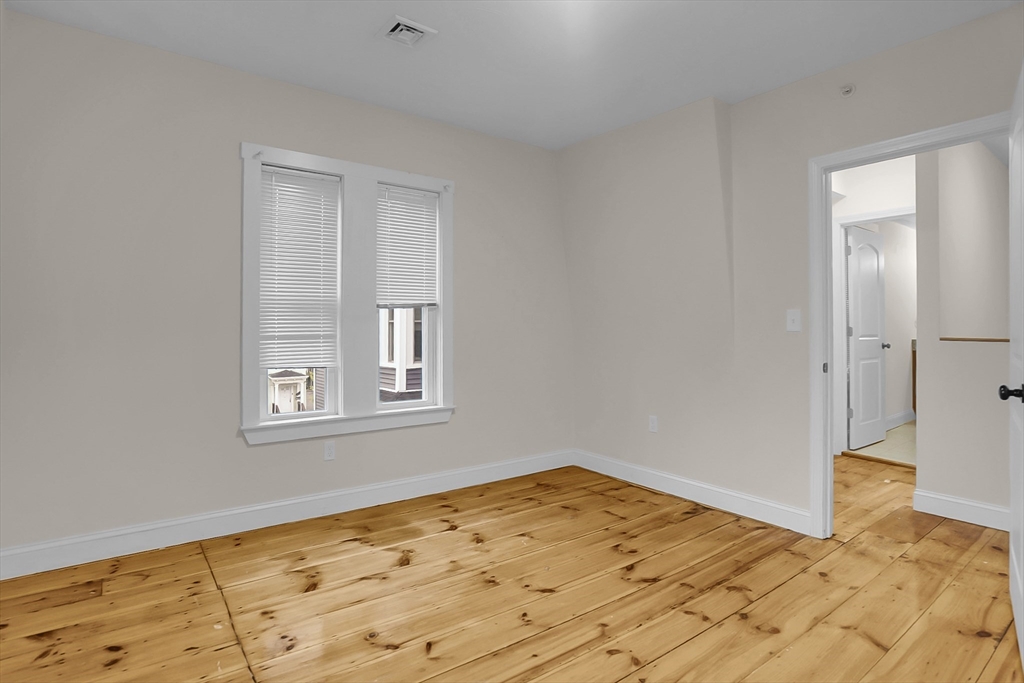 29-33 Highland Ave, Fitchburg