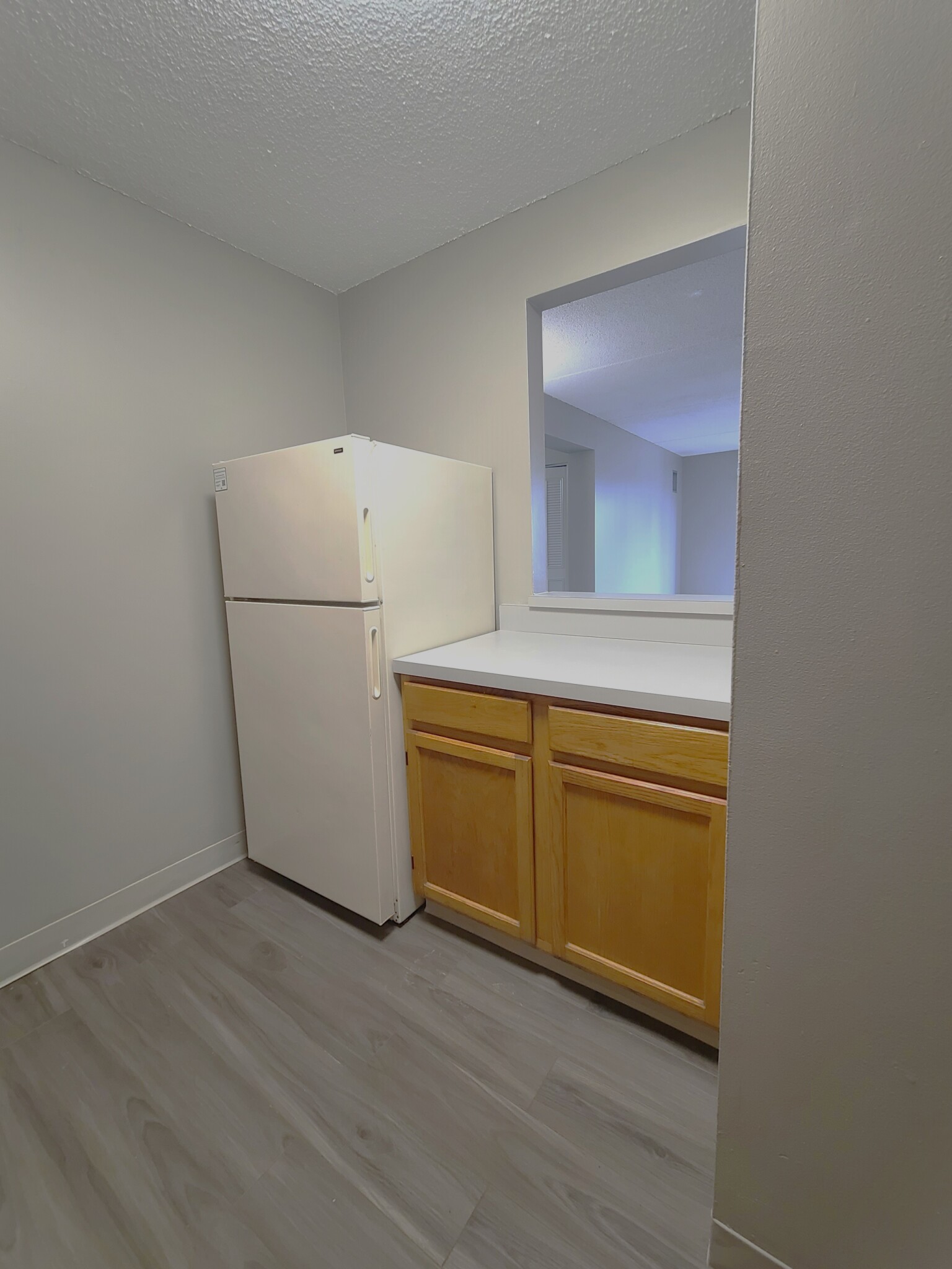 65 North Point Dr, Dorchester