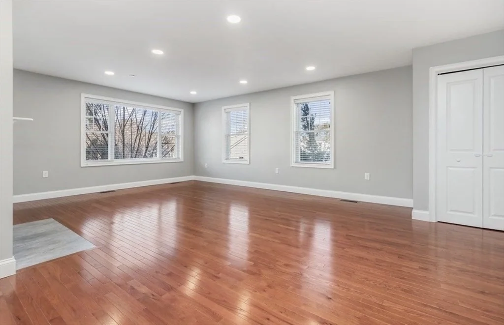 38 Webster Sr, Needham