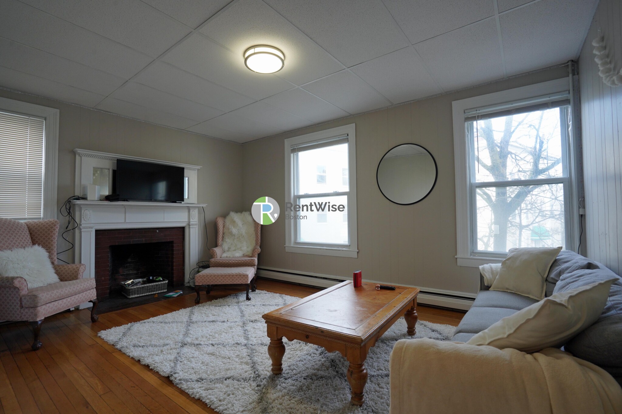 2 Ashford Ct, Allston