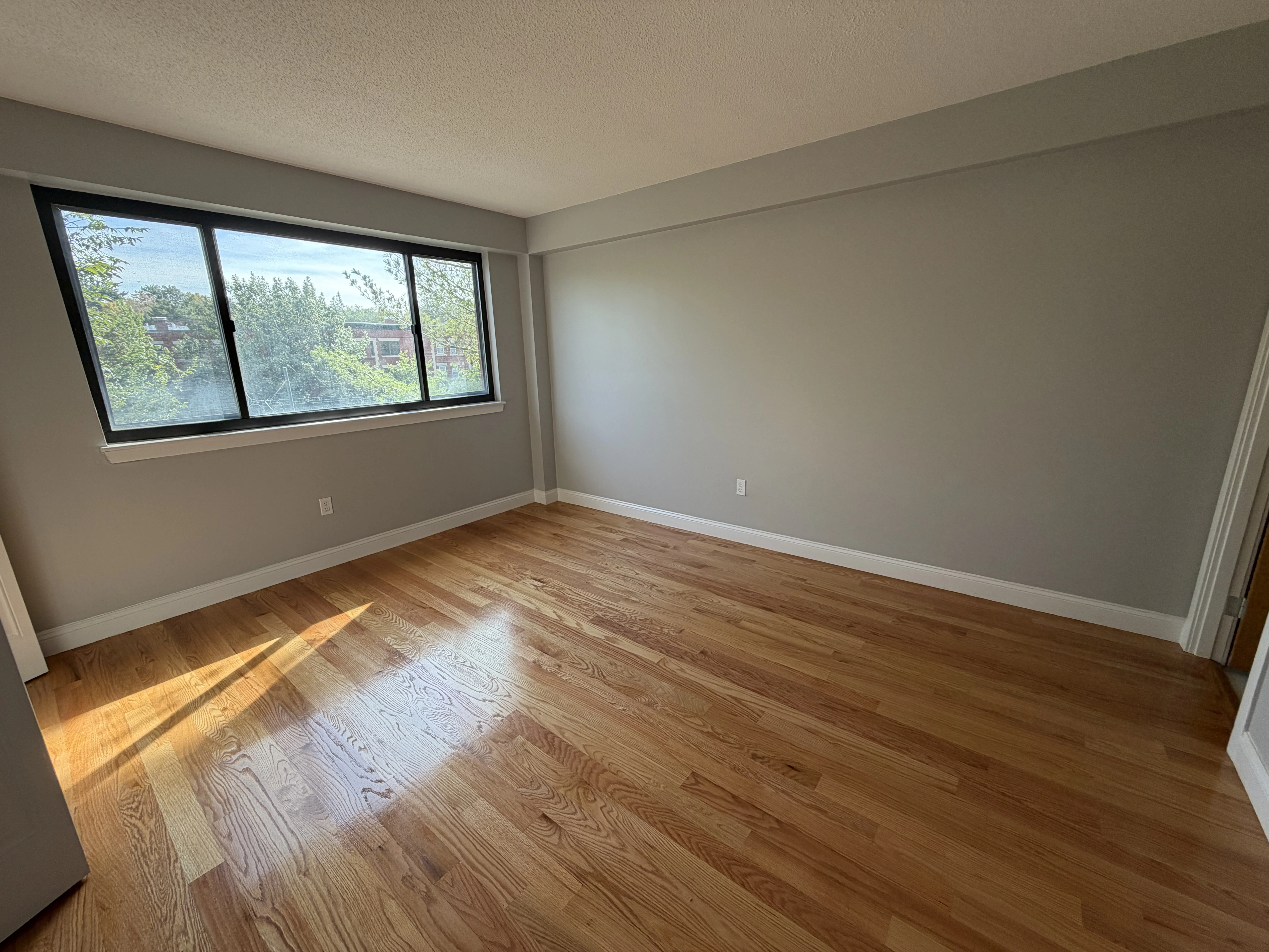 1850 Beacon St, Brookline