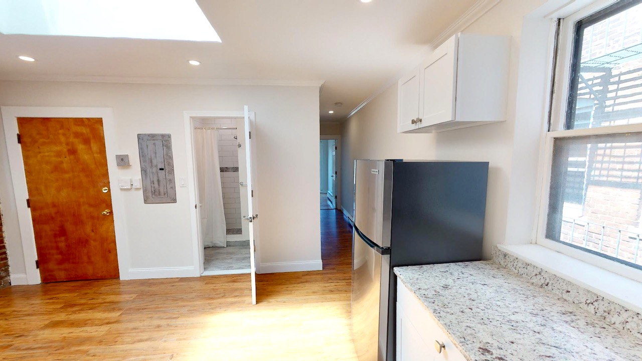 214 Hanover St, North End