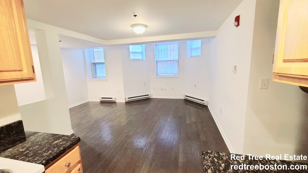 108 Jersey St, Boston