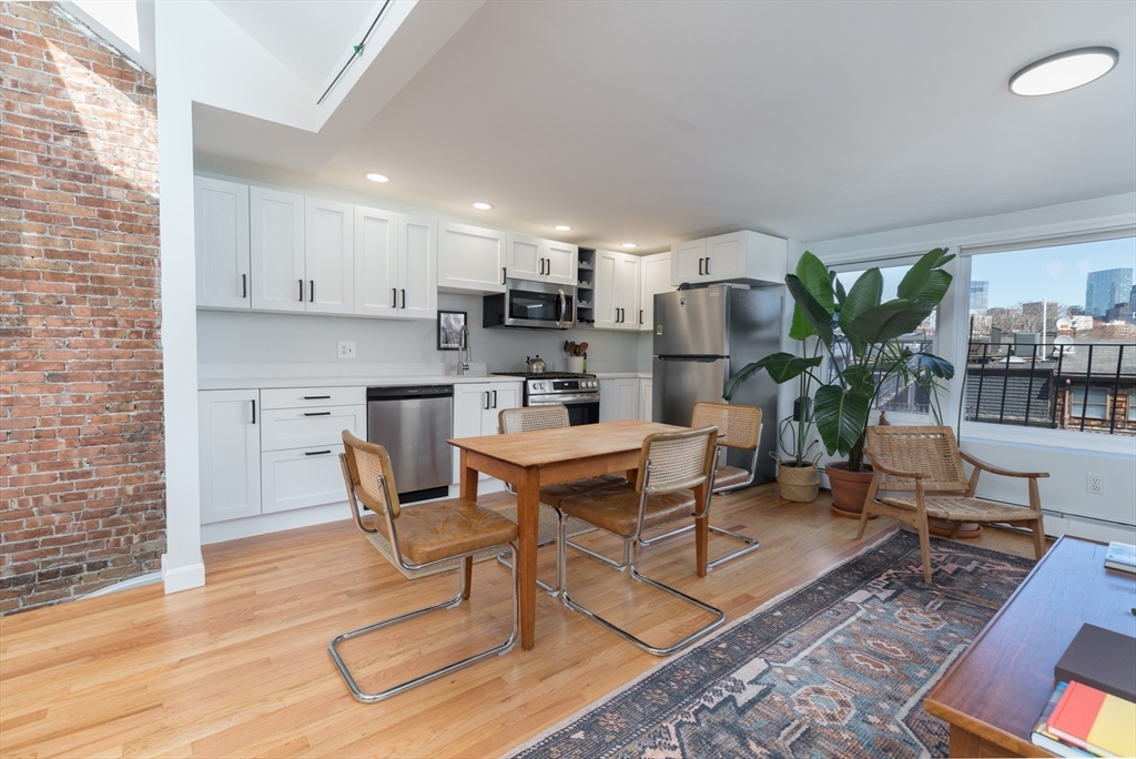 87 Waltham St, South End