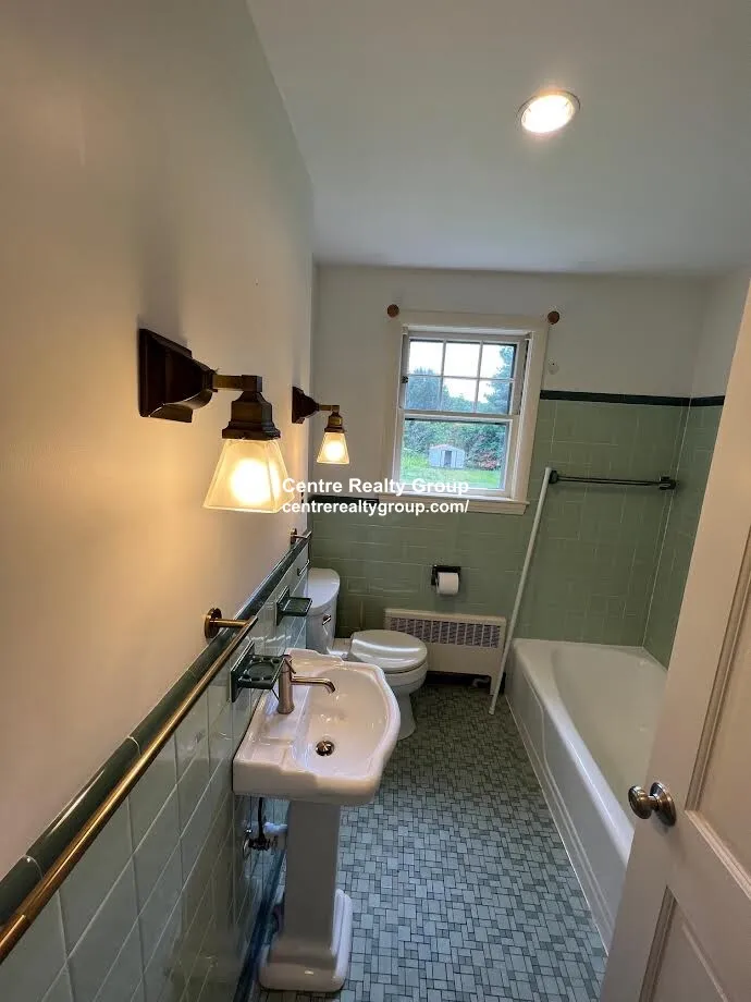 48 River Ave, Newton Upper Falls