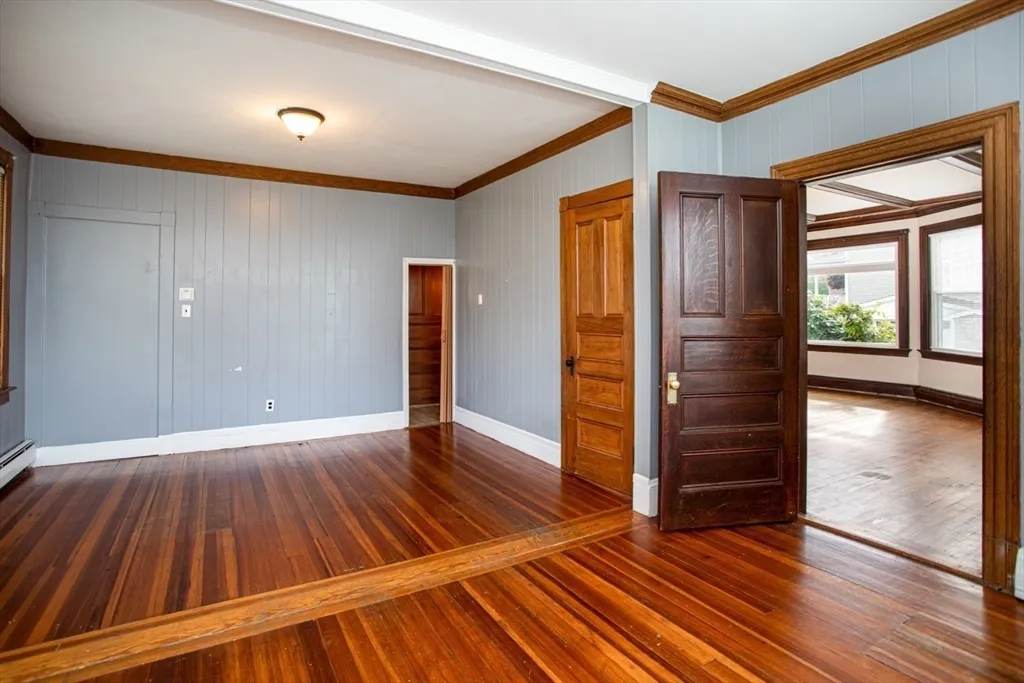 130 Underwood St, Fall River