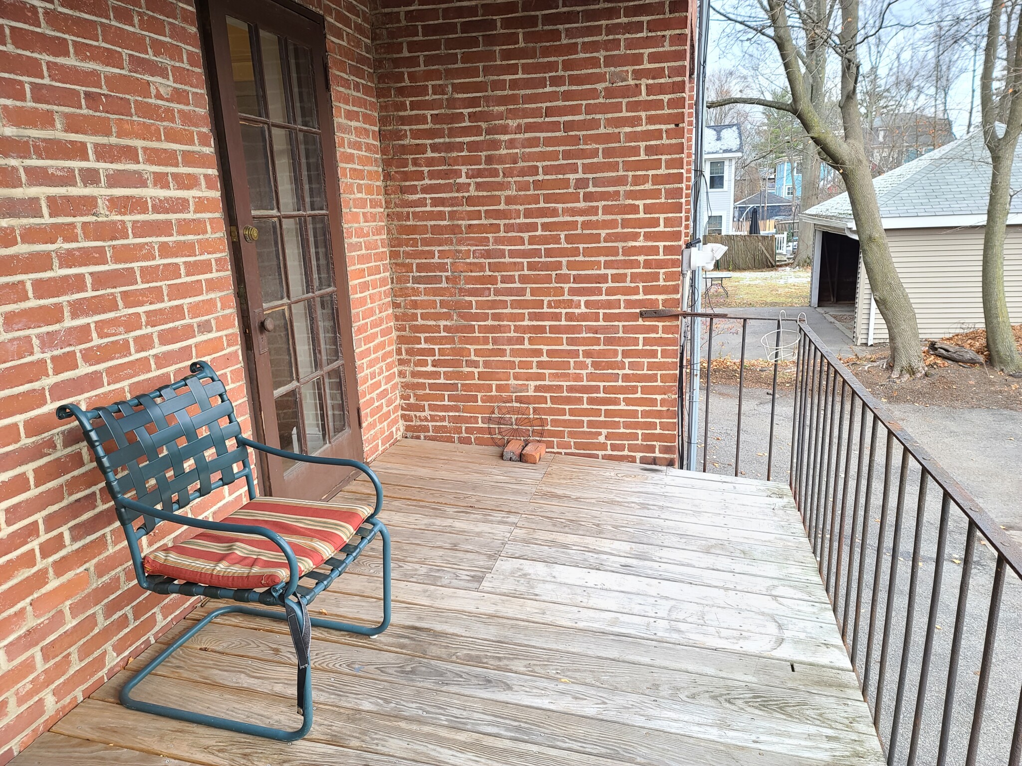 100 Madison Ave, Newtonville