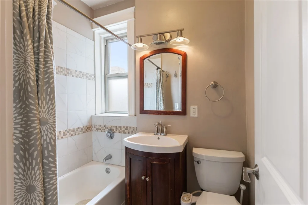 1669 Commonwealth Ave, Brighton