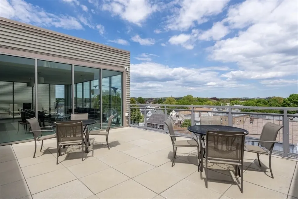 640 Boston Ave, Tufts University