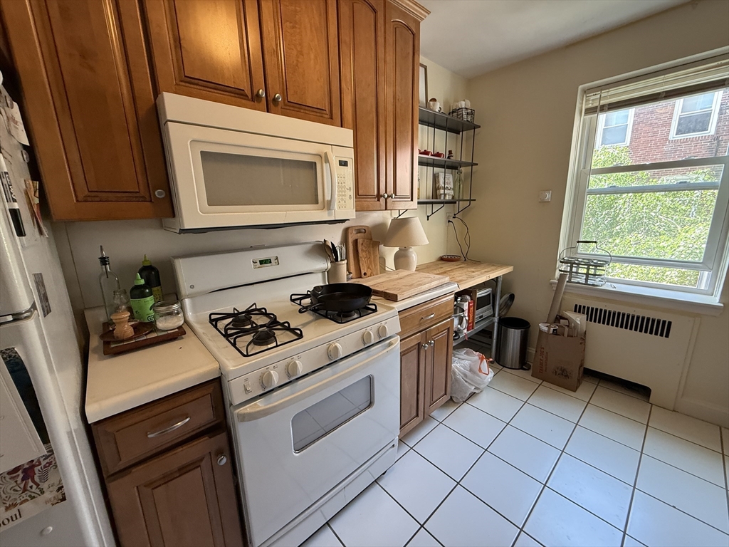 395 Broadway, Mid-Cambridge