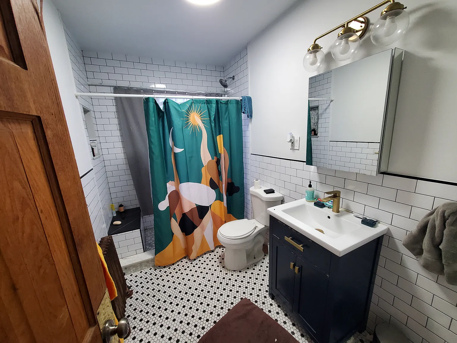 688 Parker St, Mission Hill