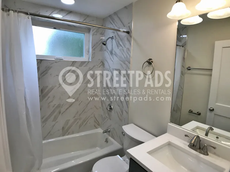 327 Highland Ave, Powder House Square