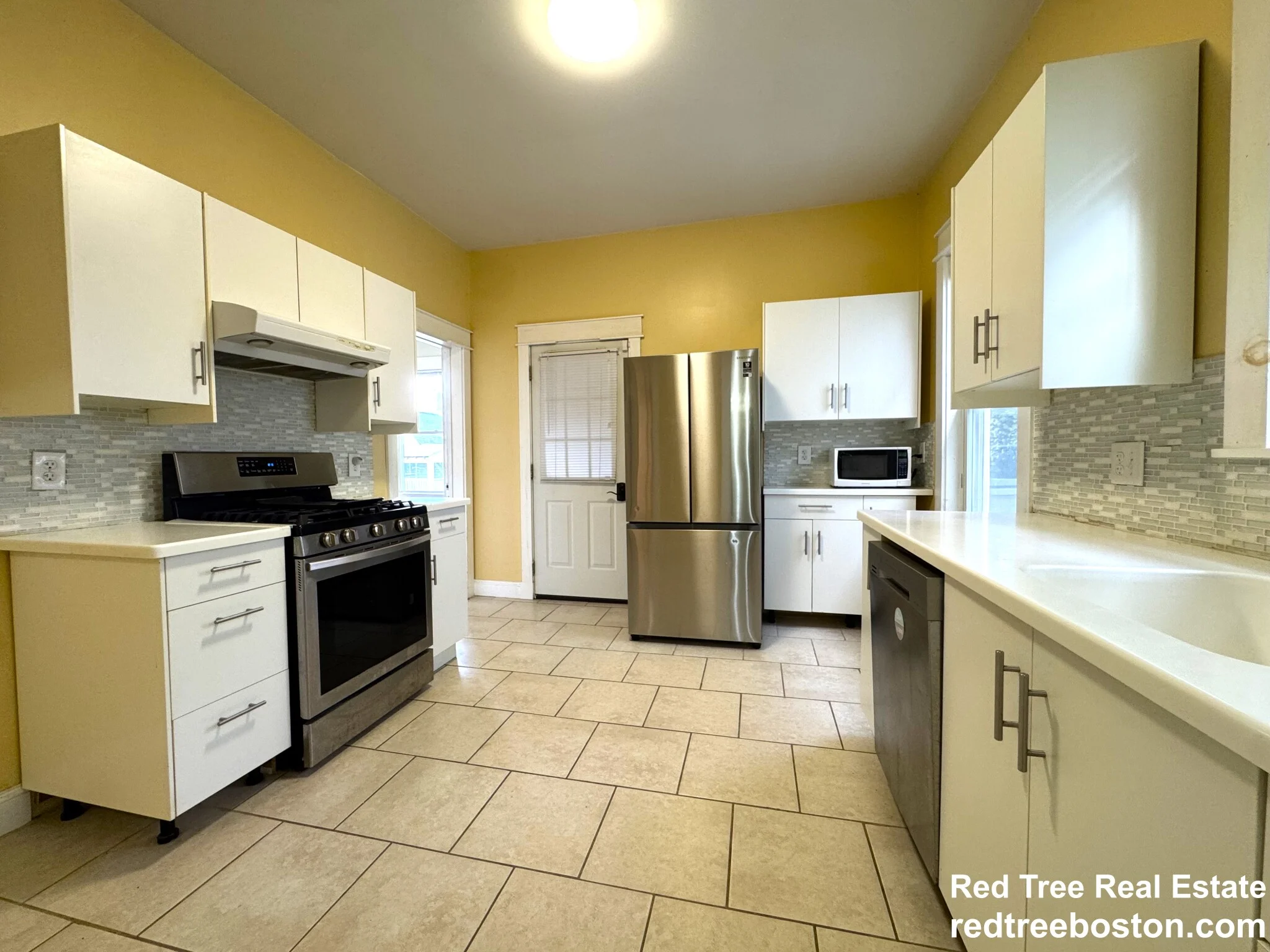 24 Weld Hill St, Jamaica Plain