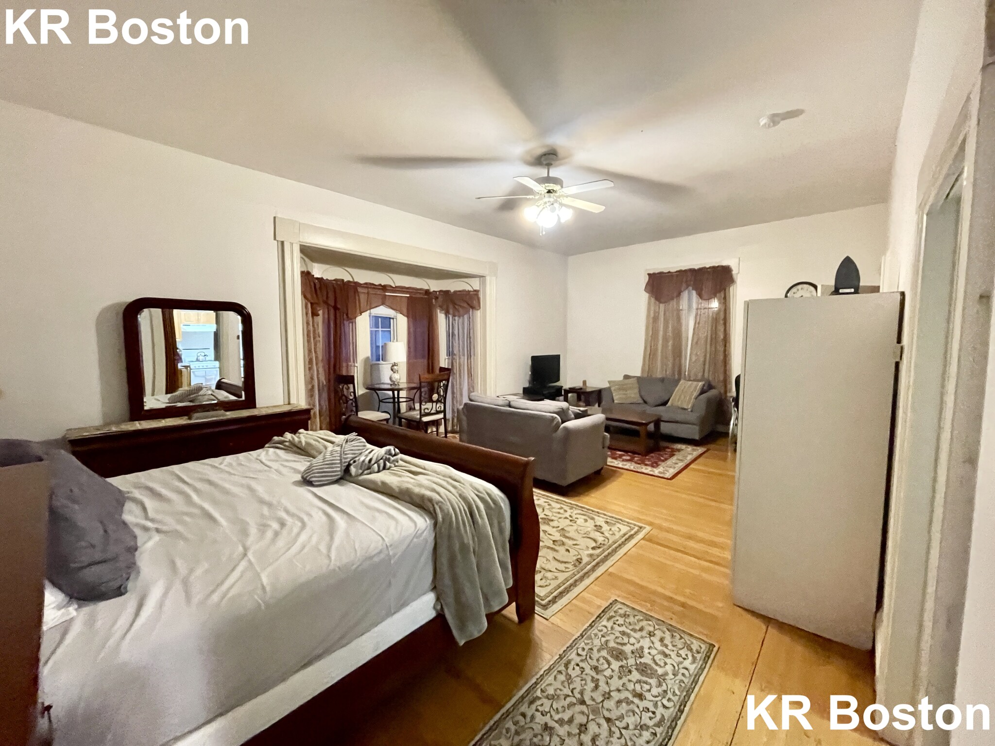 Studio bed, 1 bath apartment for rent at 38 Babcock St Unit 2, Longwood — photo 2 of 3