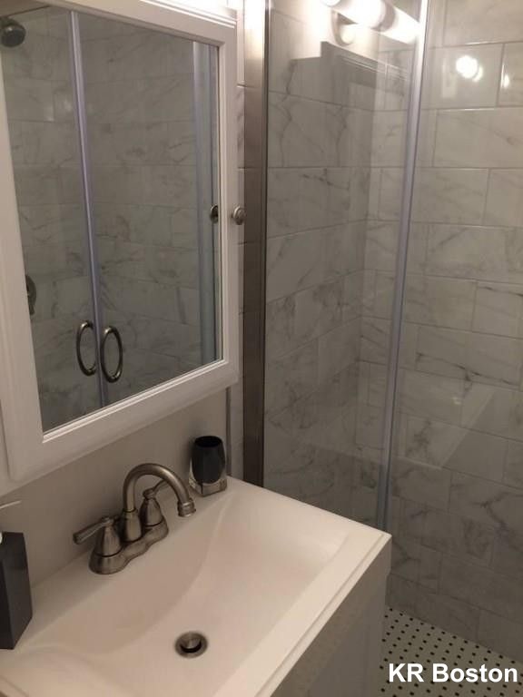 2 bed, 1 bath apartment for rent at 38 Clearway St Unit 6, Back Bay — photo 2 of 7