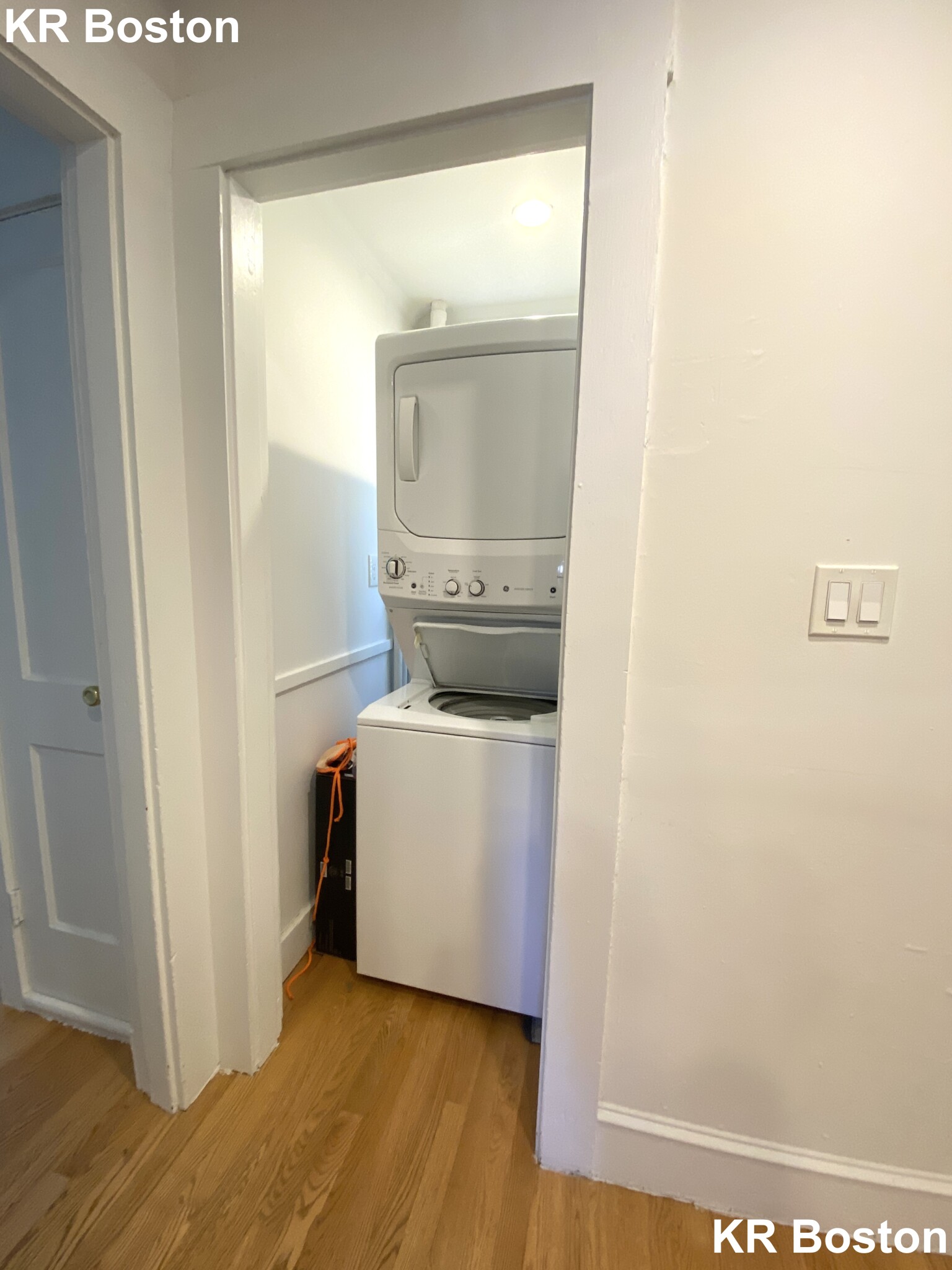 4 bed, 1 bath apartment for rent at 27 Newton St Unit 2, Brighton — photo 4 of 5